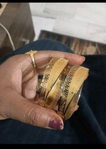 Beautiful Set &amp; golden Bengals