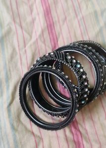 Black Oxidised Bangles With Diamond