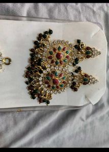 Traditional Indian Earrings with Maang Tikka