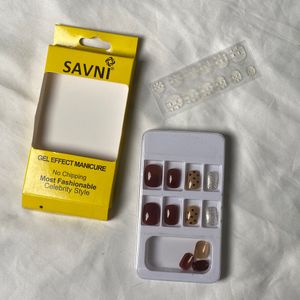 NAILS SET (12 Pcs)