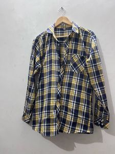 Women’s Plaid Oversized Button-Up Shirt