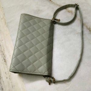 Stylish Quilted Crossbody Bag