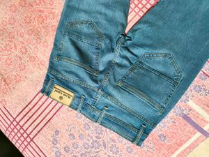 Light Wash Straight Leg Jeans