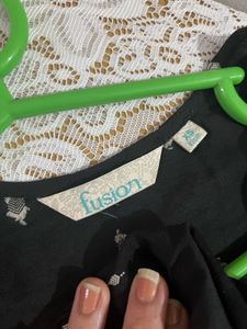 Elegant Black Printed Tunic Top