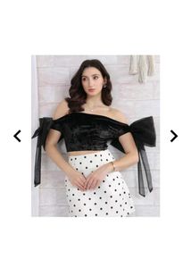 Black Velvet Cute bow sleeves 💫