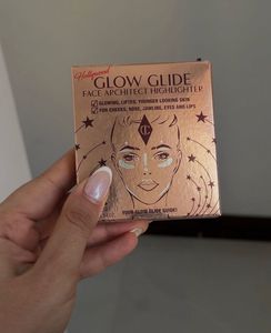 Charlotte Tilbury Glow Glide Highlighter