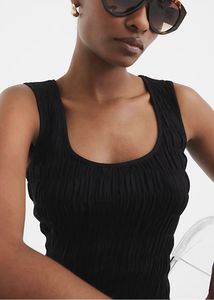 Black Sleeveless Dress