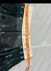 Elegant green Embroidered Skirt