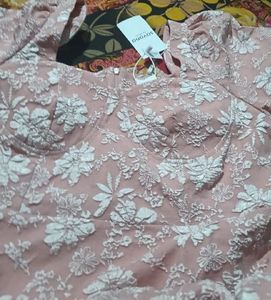 Chic Pink Lace Puff Sleeve Dress