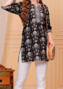 Black &amp; White Floral Tunic