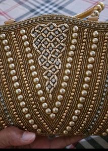 GOLDEN HAND BAG , PARTY WEAR BAG