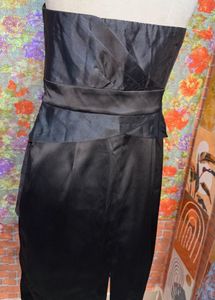 Elegant Black Strapless Peplum Dress