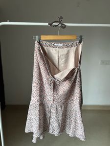 Floral Buttoned Down Midi Skirt
