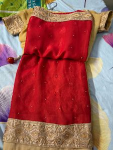 🔥SALE🔥Elegant Red &amp; Cream Embroidered Saree