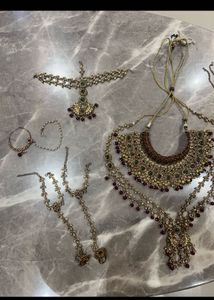 Exquisite Bridal Jewelry Set