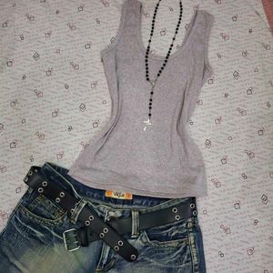 pinkish grey tank top (rare shade)