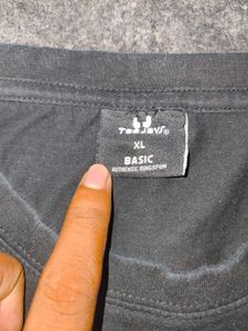 Tee Jays 'Eagle World' Graphic T-Shirt