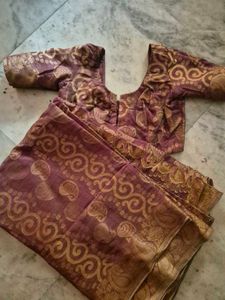 Elegant Zari work Saree with Tailormade Blouse