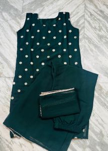 green mindi kurta set