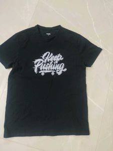 Black "Keep Pushing" Graphic T-Shirt