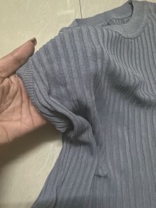 Sleeveless Ribbed Knit Top