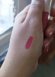 Plum Stylish Met Me Pink Lipstick