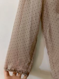 ⚡Grab Before Gone 🎉Biege Dotted Patte