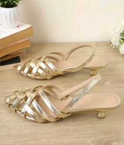 Elegant Gold Woven Slingback Heels