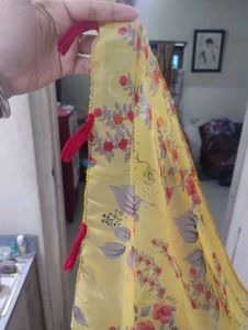 Beautiful Yellow Floral Print Saree