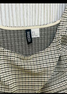 Cute Plaid Crop Top (size M)