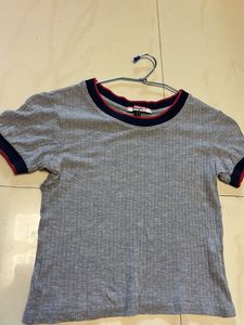 Stylish Ribbed T-Shirt for Women