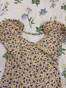 Cute Floral Print Midi Dress (length-40inch)