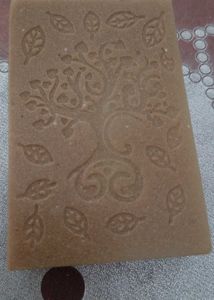 Three layer multani mitti vitamin c and neem soap