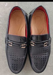 Stylish Black Loafer Shoes