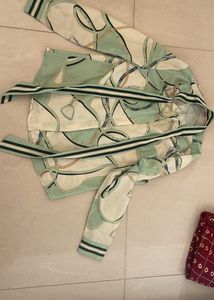 Women Tops