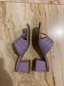 Stylish Lavender Slide Sandals