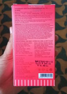 Dot &amp; Key Tinted Sunscreen Shade : Biege 50