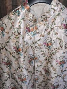 Floral Embroidered Waistcoat