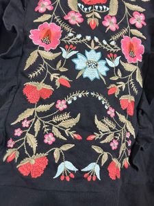 Floral Embroidered Sweatshirt