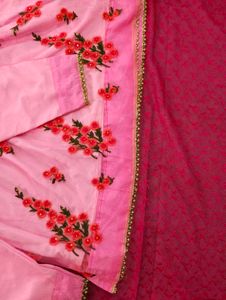 free gifts inside 🎁🎁🎁Beautiful Pink Embroidered