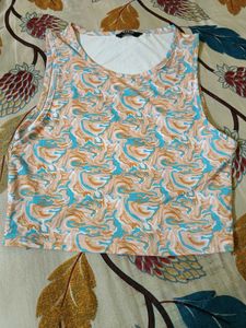 Patterned Sleeveless Crop Top