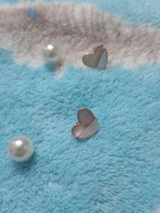 💞💞beautiful heart shape earring