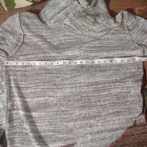 Heathered Gray Knit Pullover