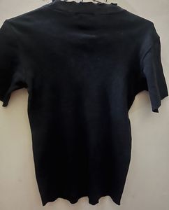 Summer Sale 🔥Preloved H&amp;M Black Crop To