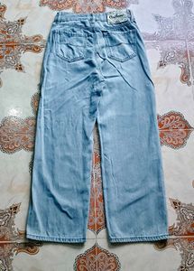 Light Wash Wide Leg Jeans