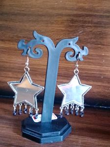 Besutiful Star Shape Black Earrings For Girls