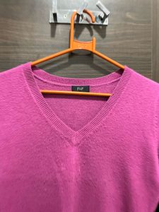 Pink F&amp;F V-Neck Sweater 🩷