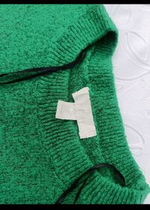 H and M knitted pullover sweater