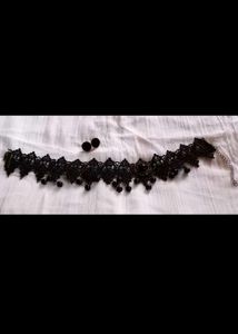 Black beaded Lace Choker with Earrings