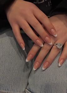 Soft set of 4 nails Classic French Manicure Nail